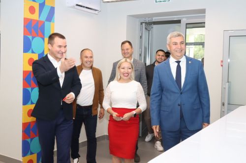 Капиталь ремонттан соң «Мизгел» яшьләр үзәге ачылды (фоторепортаж)