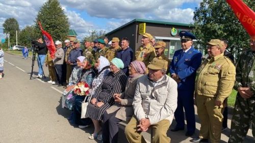 Элмә такта кую тантанасы үтте (фоторепортаж)