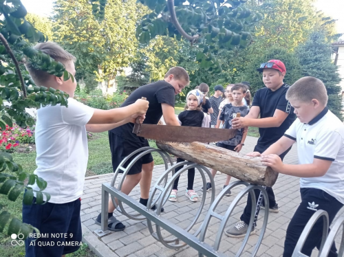 Тарих эзләре буйлап