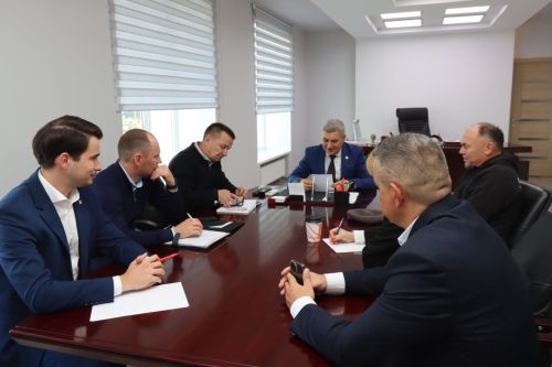 Район башлыгы белән очрашуда