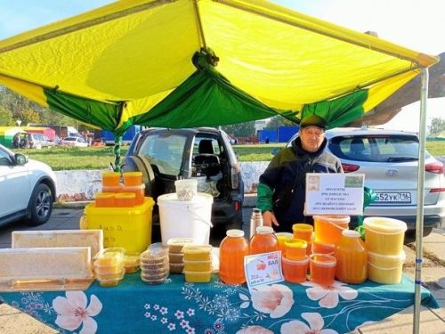 Көзге ярминкәдә үз продукциясен тәкъдим иттеләр