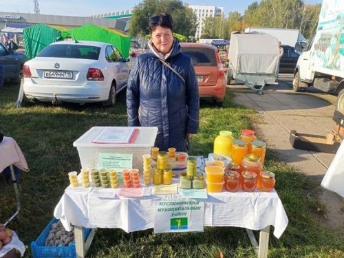 Көзге ярминкәдә үз продукциясен тәкъдим иттеләр