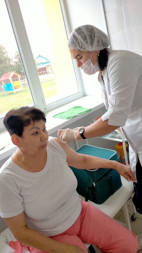 Вакцинацияләү буенча актив эш бара
