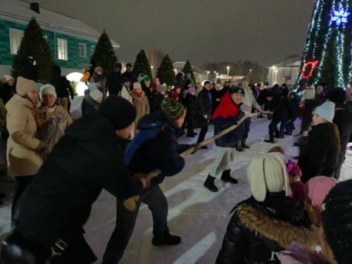 Яңа 2024 елны каршы алу (фоторепортаж)