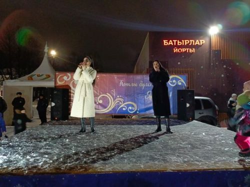 Яңа 2024 елны каршы алу (фоторепортаж)