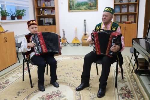 Их, гармуннар уйный белсәм!.. (фоторепортаж)