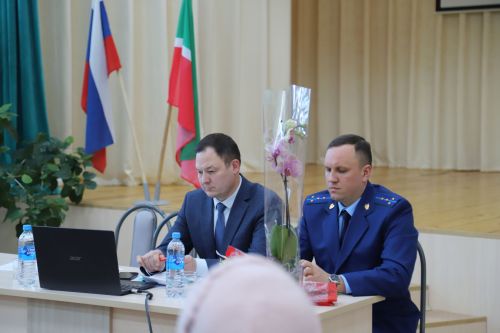 Яңа Усы һәм Метрәй авыл җирлекләрендә  отчет җыеннары