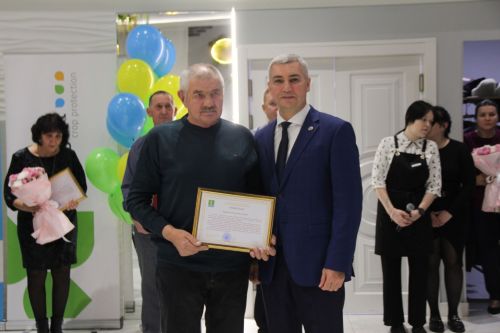 «Август-Мөслим» агрофирмасы үз хезмәткәрләре өчен зур бәйрәм оештырды