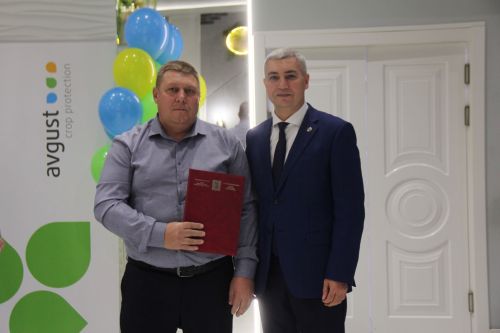 «Август-Мөслим» агрофирмасы үз хезмәткәрләре өчен зур бәйрәм оештырды