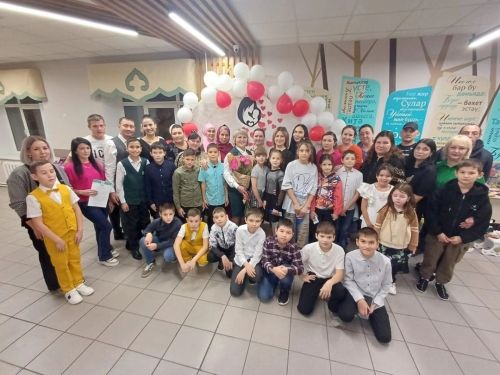 Г. Тукай исемендәге Мөслим урта мәктәбенең 4б сыйныфы укучылары һәм аларның ата-аналары өчен Гаилә бәйрәме узды