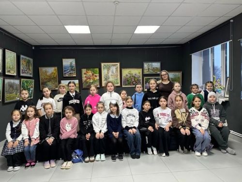 8 декабрь Халыкара рәссамнар көне буларак билгеләп үтелде