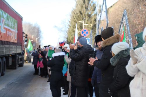 Бүген райондашларыбыз махсус хәрби операция зонасына гуманитар ярдәм илтеп кайткан егетләребезне каршы алды