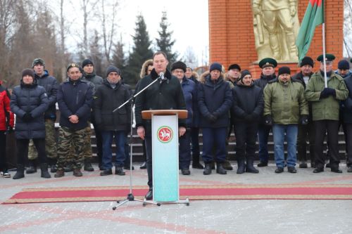 Ватан Геройлары көне уңаеннан мемориаль комплекста митинг узды