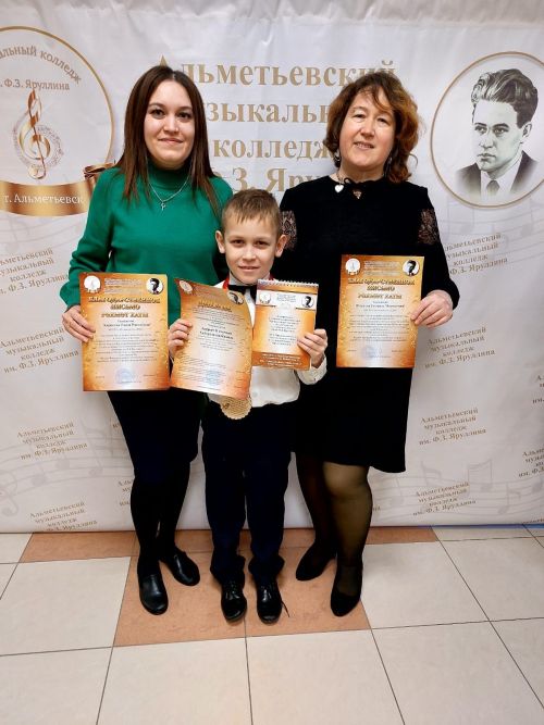 Музыкантлар  республика конкурсында катнаштылар