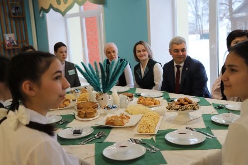 “Җитәкче белән иртәнге аш” проекты кысаларында