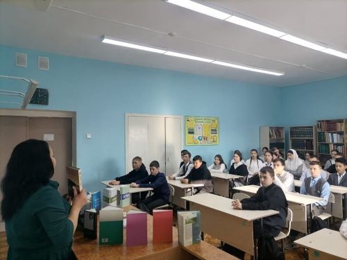 Фоат Садриев иҗатына багышланган кичә