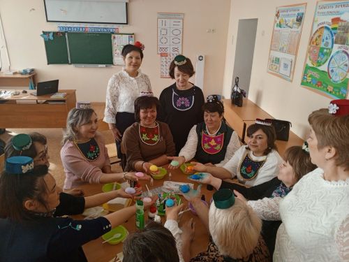 Татар теле һәм әдәбияты укытучылары семинарга җыелды