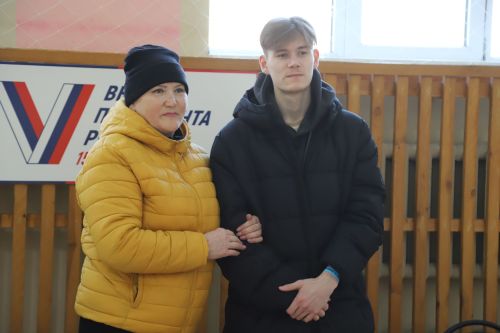 Лицейда укытучылар гаиләсе тавыш бирде