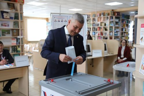 Район башлыгы тавыш бирә