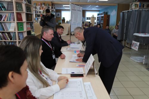 Район башлыгы тавыш бирә
