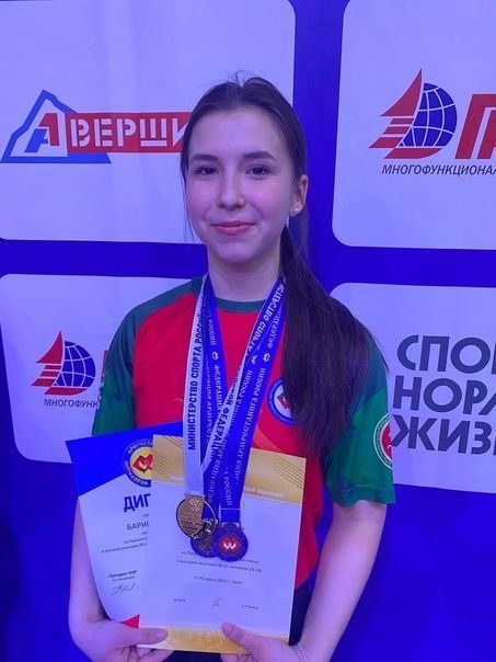 Армрестлинг буенча Россия беренчелегендә җиңү яуладылар