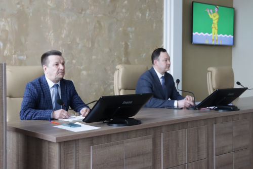 Район җитәкчелегенең чираттагы киңәйтелгән киңәшмәсе