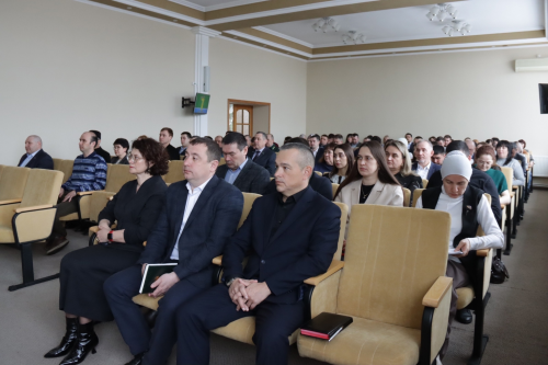 Район җитәкчелегенең чираттагы киңәйтелгән киңәшмәсе