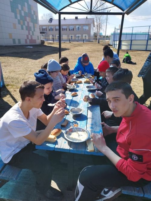 Ураза бәйрәме уңаеннан