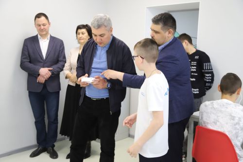Мәктәптән тыш эшләр үзәгендә Дрон-рейсинг һәм график дизайн буенча хакатон муниципаль ярышлары үтте