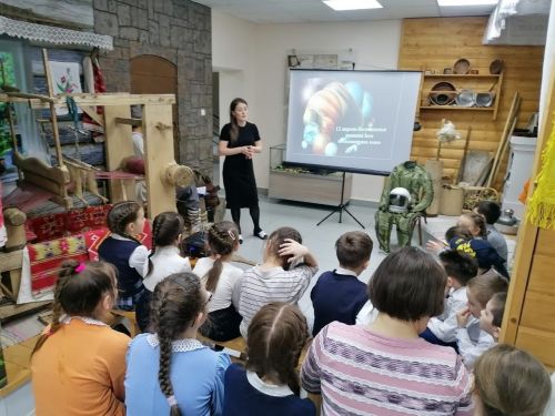 Туган як музеенда укучылар өчен дәрес үтте