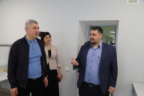 Мәктәптән тыш эшләр үзәгендә Дрон-рейсинг һәм график дизайн буенча хакатон муниципаль ярышлары үтте