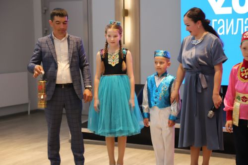 Бөтенроссия гаилә учагы актанышлыларга тапшырылды (+фоторепортаж)