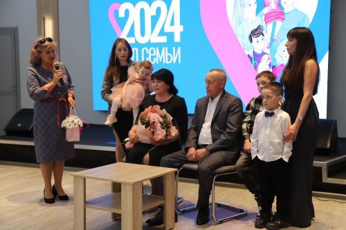 Бөтенроссия гаилә учагы актанышлыларга тапшырылды (+фоторепортаж)