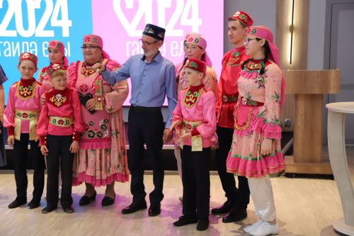 Бөтенроссия гаилә учагы актанышлыларга тапшырылды (+фоторепортаж)