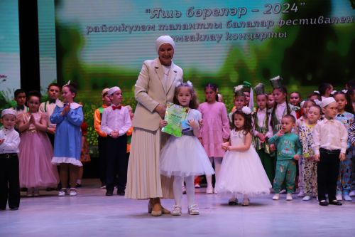 “Яшь бөреләр – 2024”  балалар фестиваленең йомгаклау концерты узды (+фотогалерия)