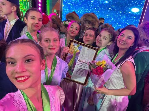 «Созвездие-Йолдызлык» фестивалендә «Мизгел» бию ансамбле III  урынга лаек булды