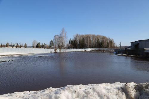 Сулар ага ташып, актарылып ... (+фоторепортаж)