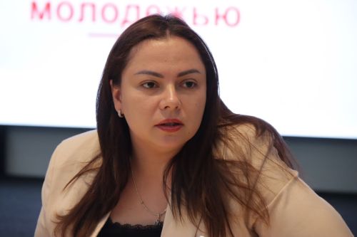 «Мизгел» яшьләр үзәгендә түгәрәк өстәл утырышы үтте