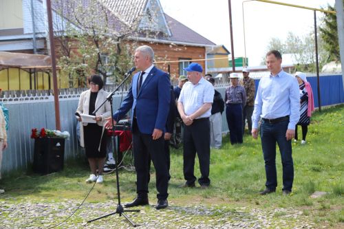Элмә такта урнаштырылды