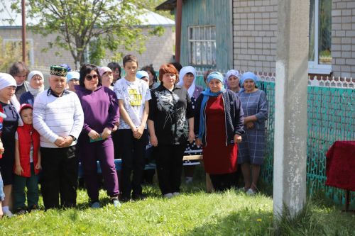 Элмә такта урнаштырылды