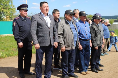 Элмә такта урнаштырылды