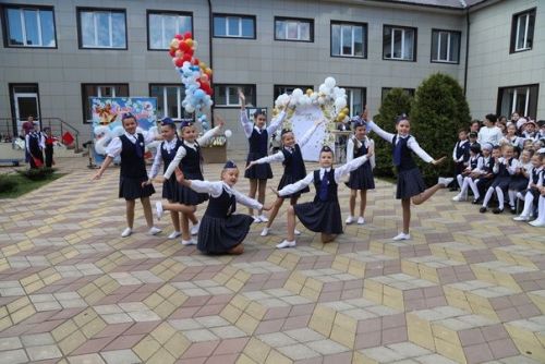 Соңгы кыңгырау бәйрәме (фоторепортаж)