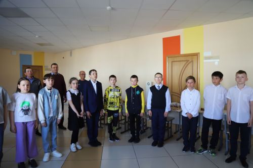 Өстәмә белем – киләчәккә инвестиция (фоторепортаж)