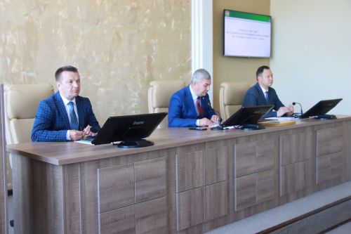 Район Советы сессиясе узды