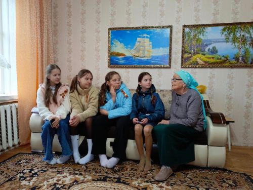 Сугыш чоры балаларында кунакта булдылар