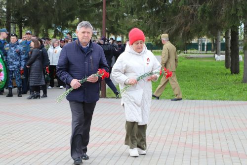 Җиңү көне уңаеннан Сугышчан һәм хезмәт даны мемориаль комплексында чаралар (+фоторепортаж)