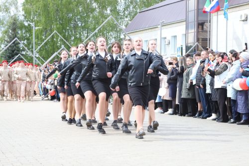 Мөслим урамнары буйлап демонстрантлар колоннасы үтте (+фоторепортаж)