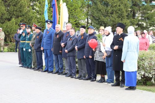 Мөслим урамнары буйлап демонстрантлар колоннасы үтте (+фоторепортаж)