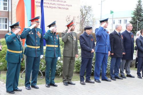 Мөслим урамнары буйлап демонстрантлар колоннасы үтте (+фоторепортаж)