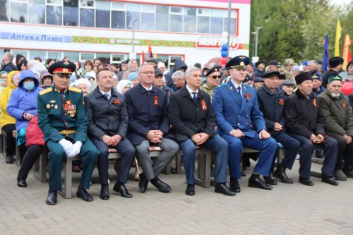 Мөслим урамнары буйлап демонстрантлар колоннасы үтте (+фоторепортаж)